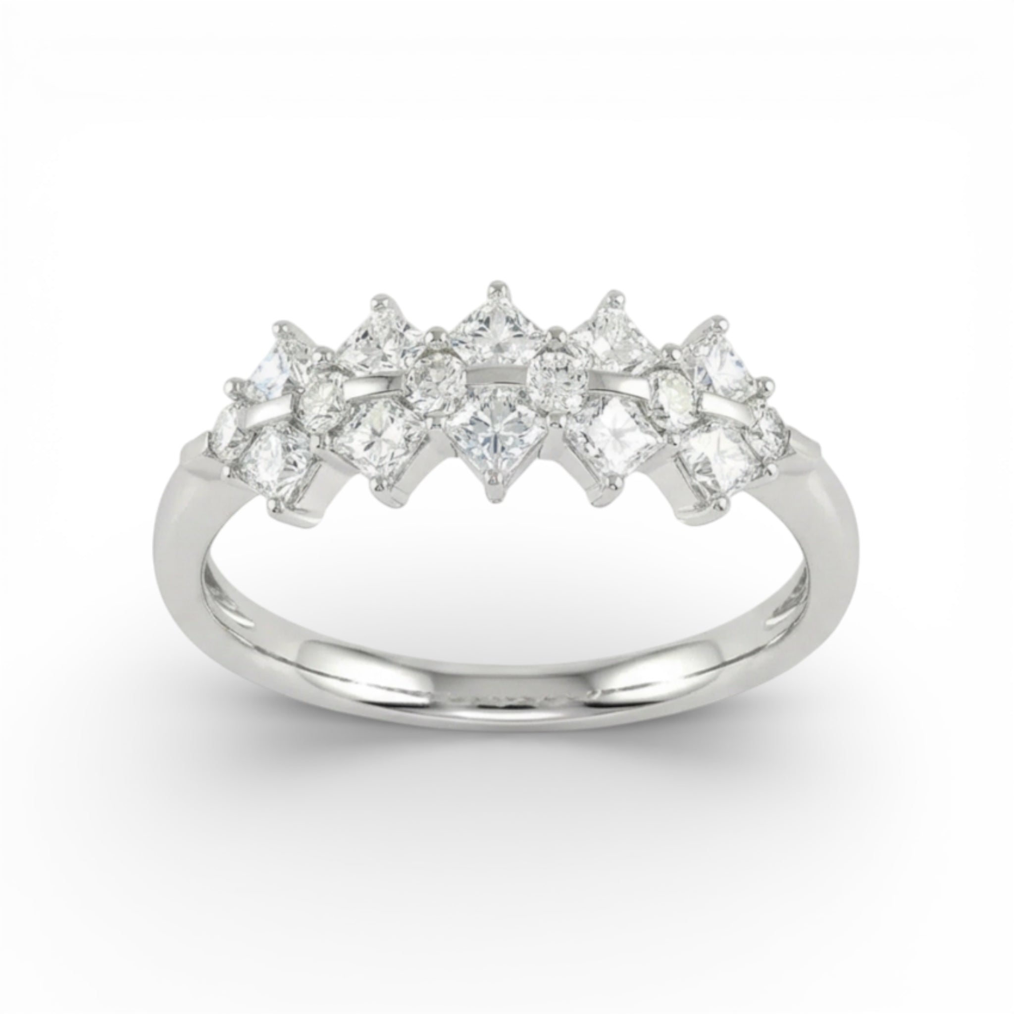 18K White Gold Princess Cut Diamond Ring