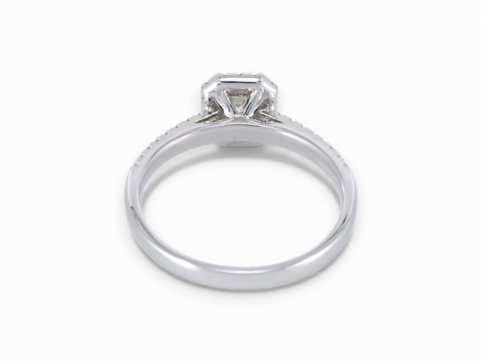 18K White Gold Baguette Cut Diamond Halo Engagement Ring