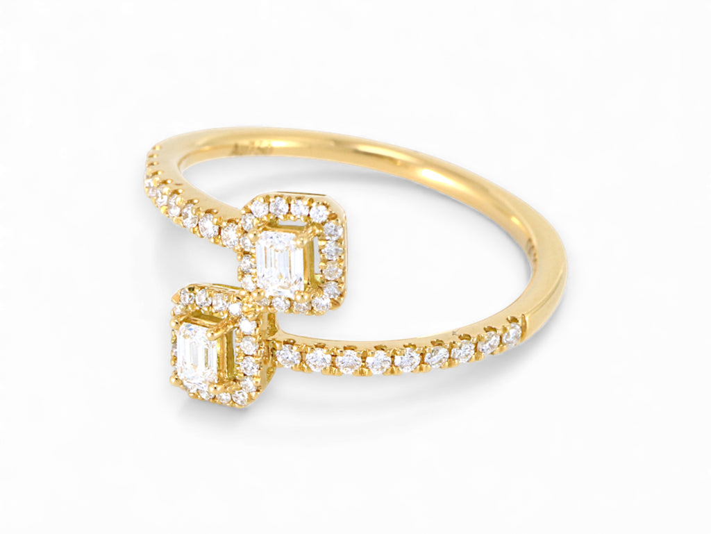 18K Yellow Gold Baguette Cut Diamond Ring