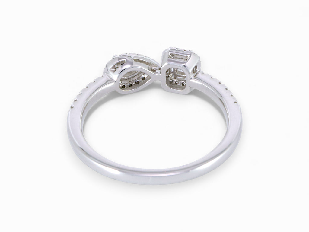 18K White Gold Baguette Pear Cut Diamond Halo Ring