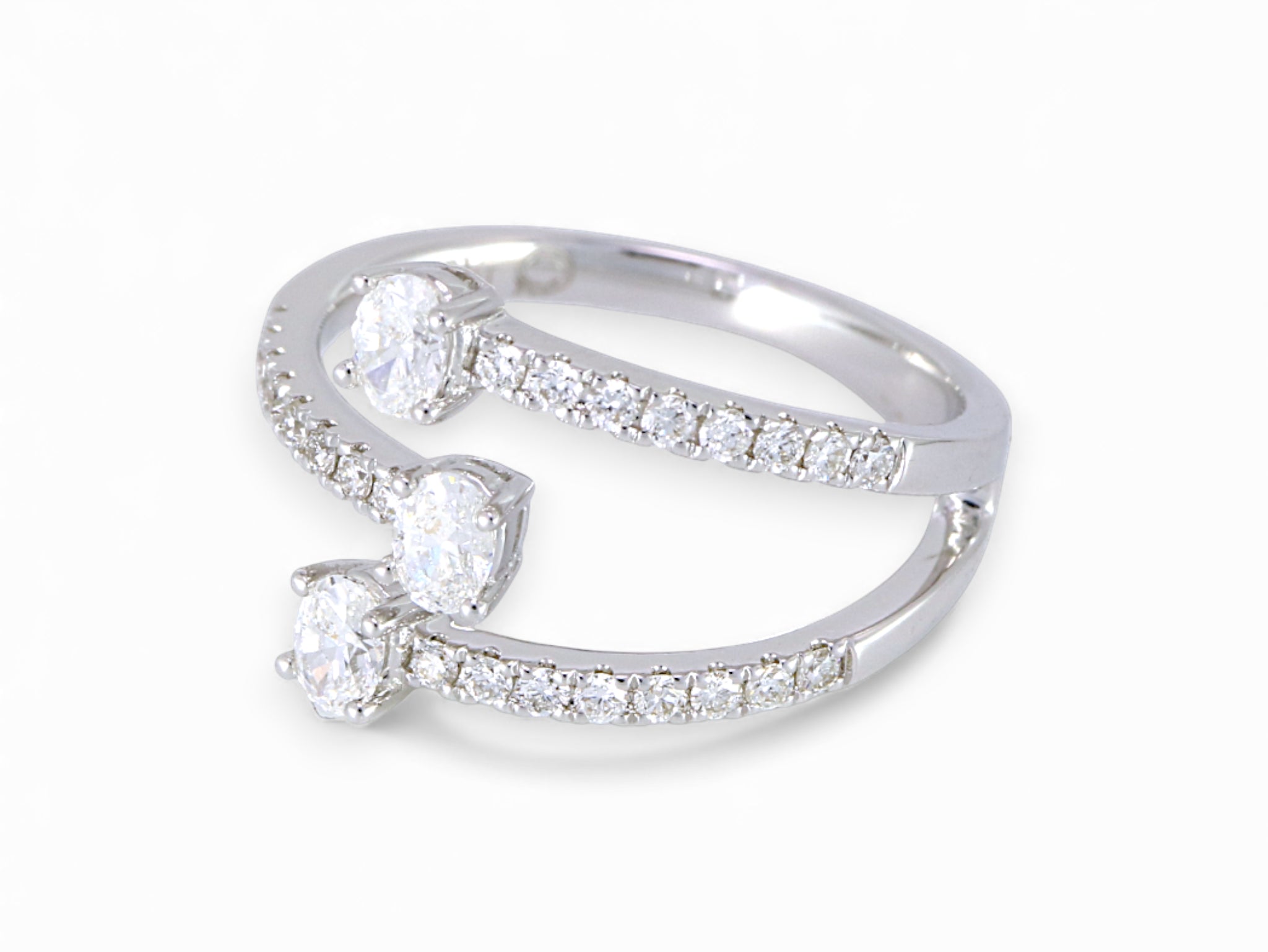 18K White Gold 3 Stone Oval Cut Diamond Ring