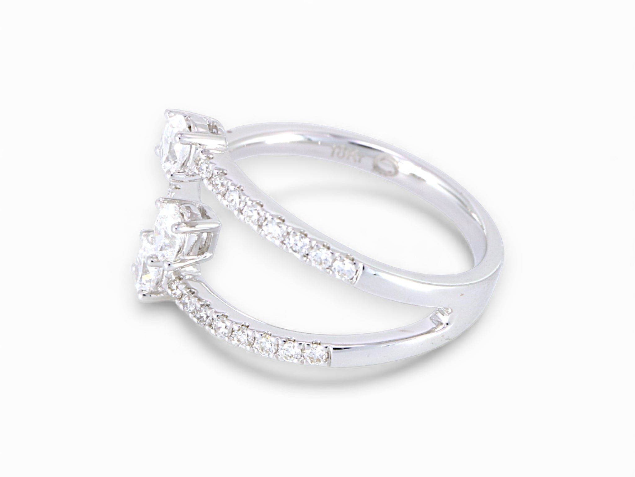 18K White Gold 3 Stone Oval Cut Diamond Ring