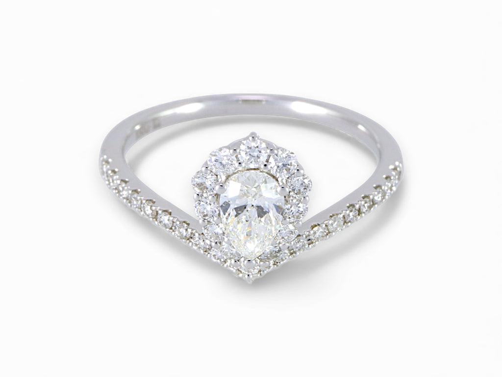 18K White Gold Pear Cut Diamond Halo Engagement Ring