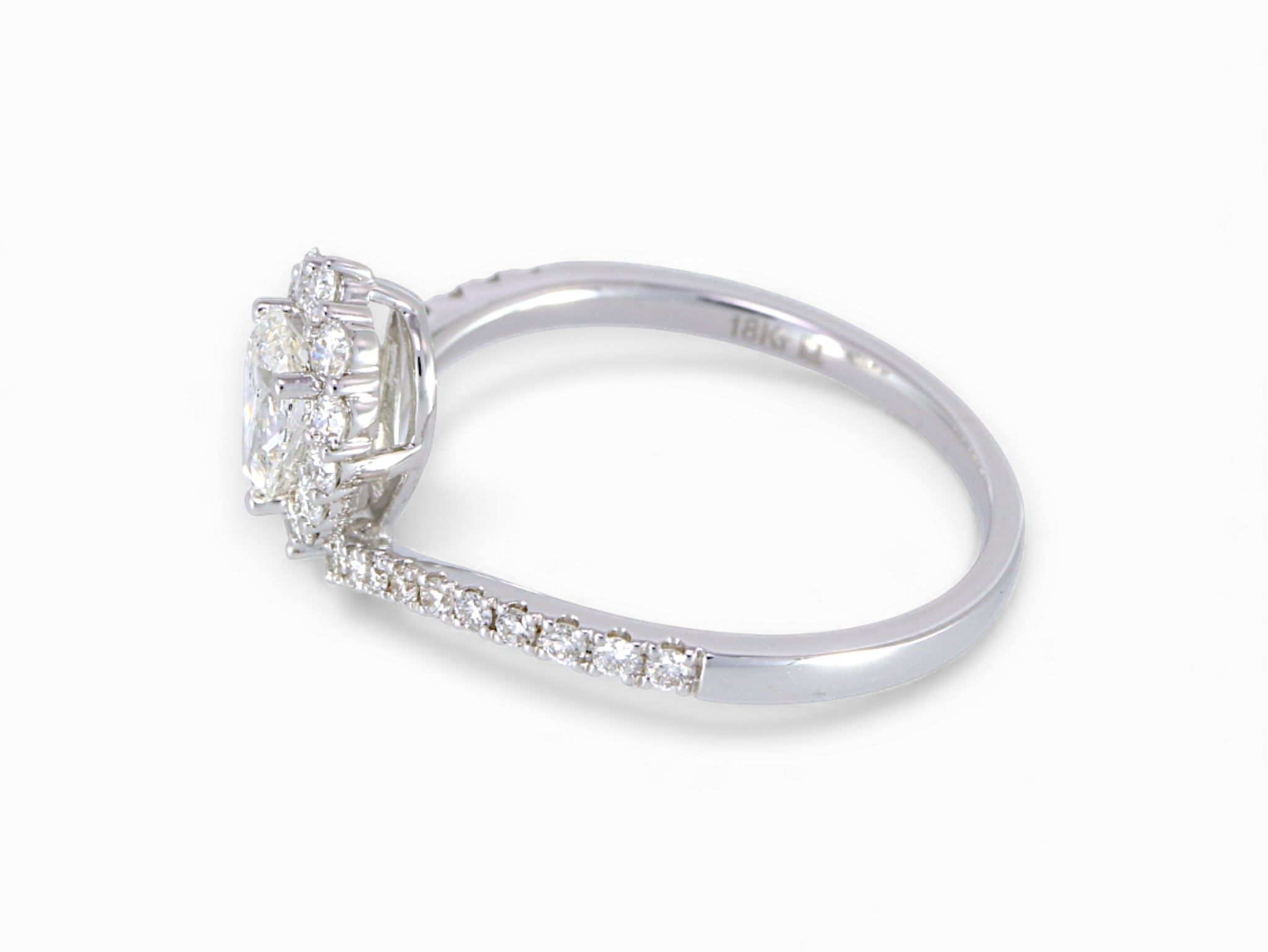 18K White Gold Pear Cut Diamond Halo Engagement Ring