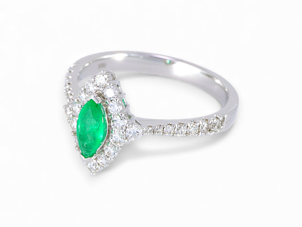 18K White Gold Marquise Cut Emerald Diamond Ring