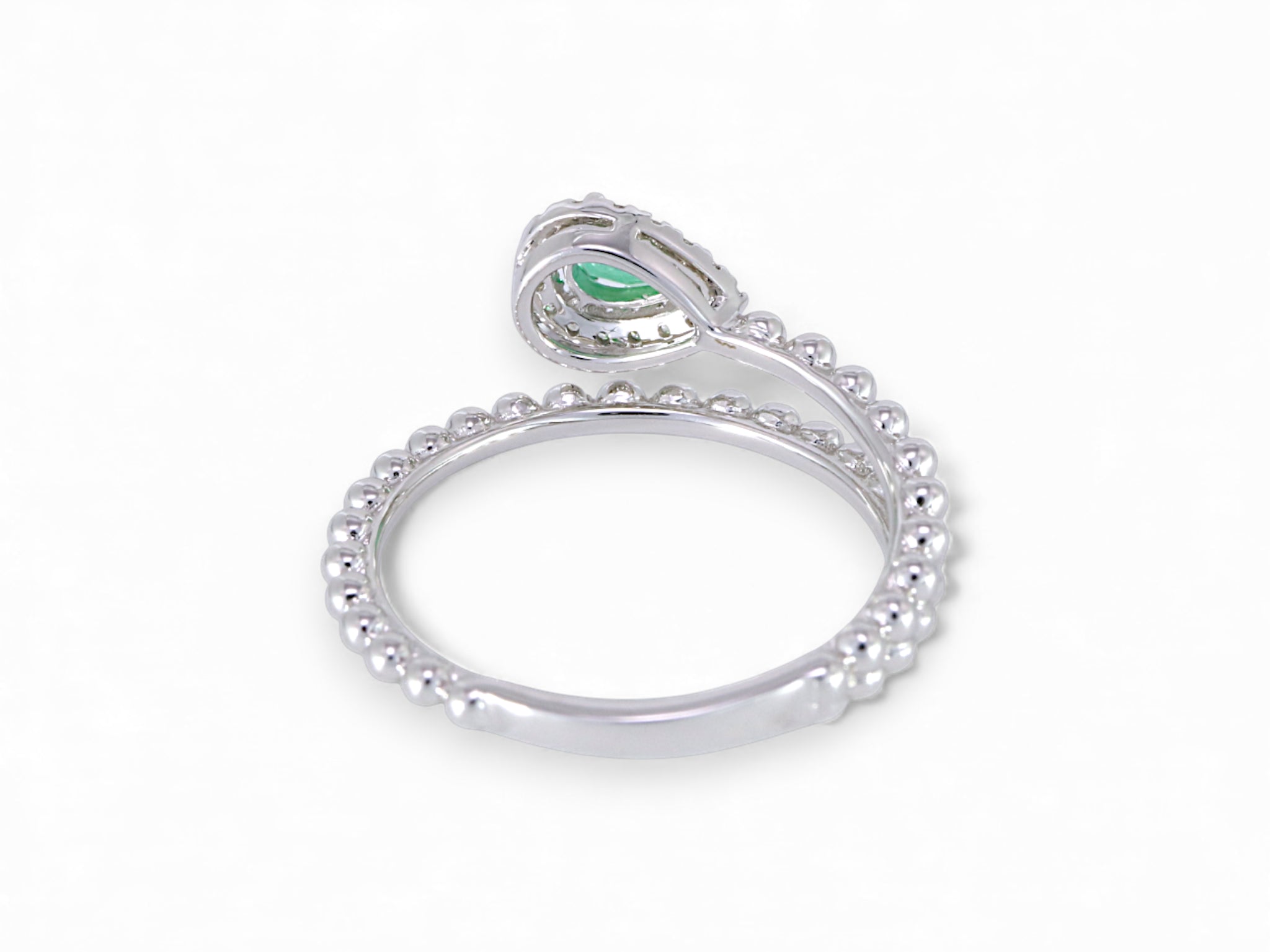 18K Yellow Gold Pear Cut Emerald with Diamond Halo Ring