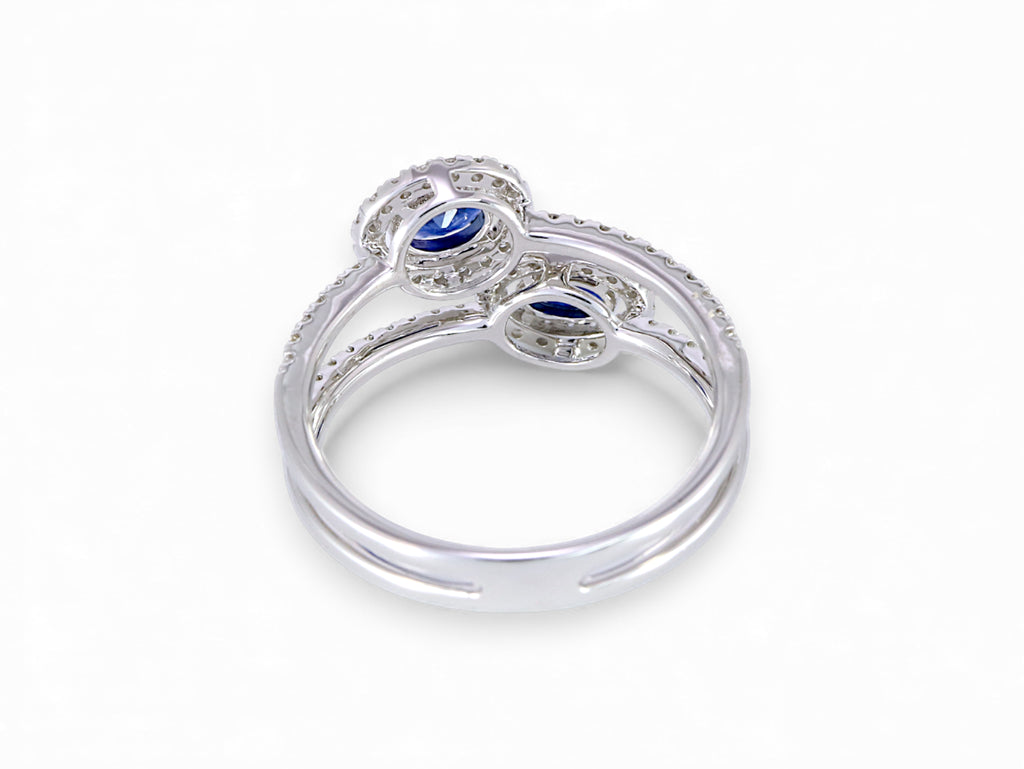 14K White Gold Oval Cut Sapphire with Diamond Halo Ring