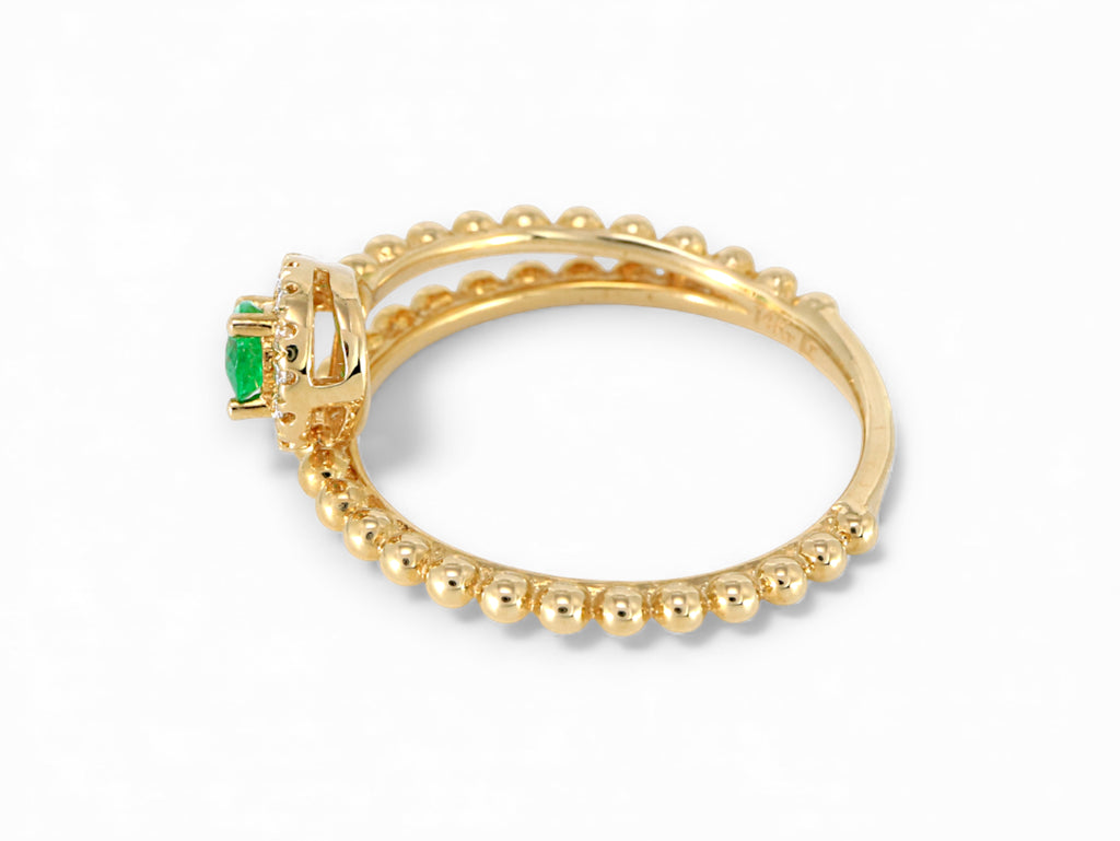 18K Yellow Gold Pear Cut Emerald with Diamond Halo Ring