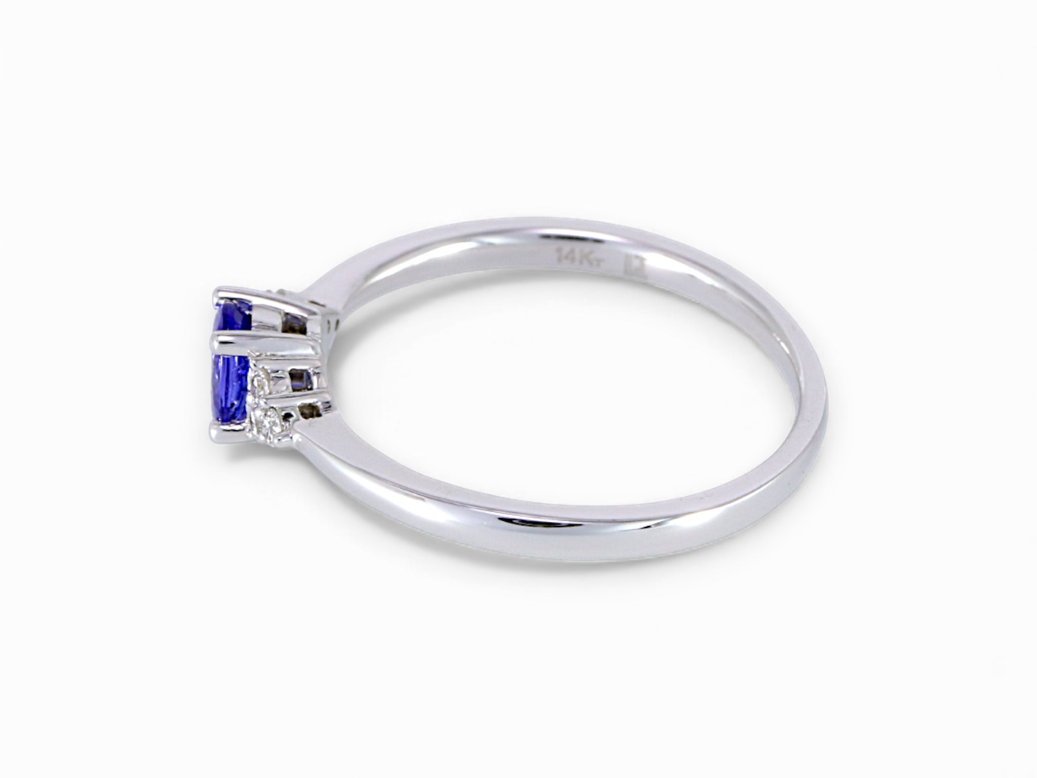 14K White Gold Oval Cut Tanzanite with Diamond Ring