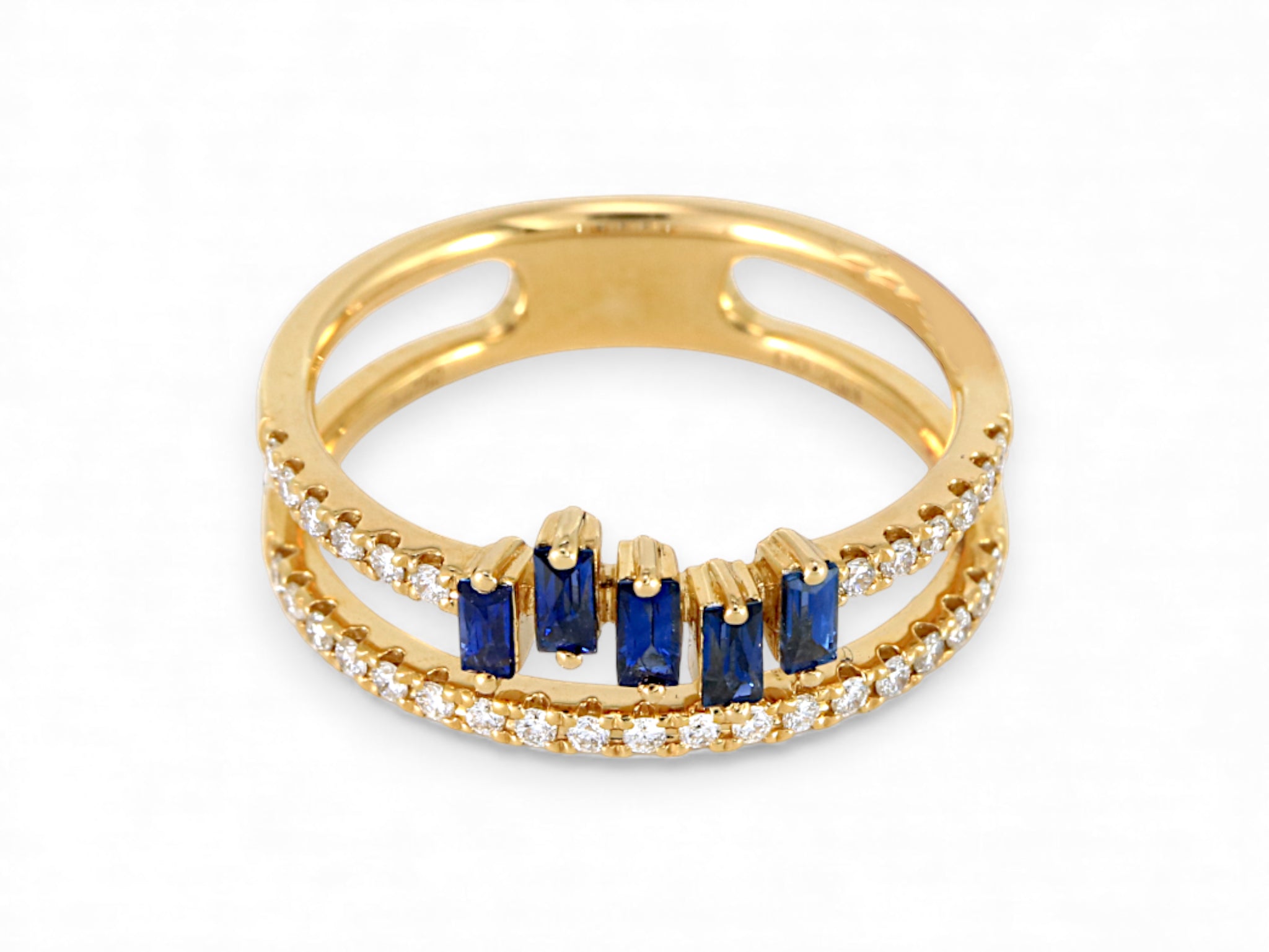 18K Yellow Gold Scissors Cut  Sapphire with Diamond Ring