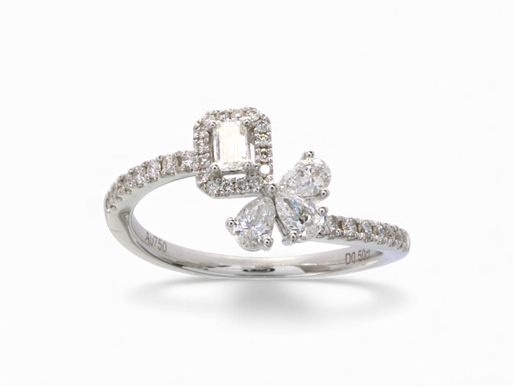 18K White Gold Baguette Pear Cut Diamond Ring