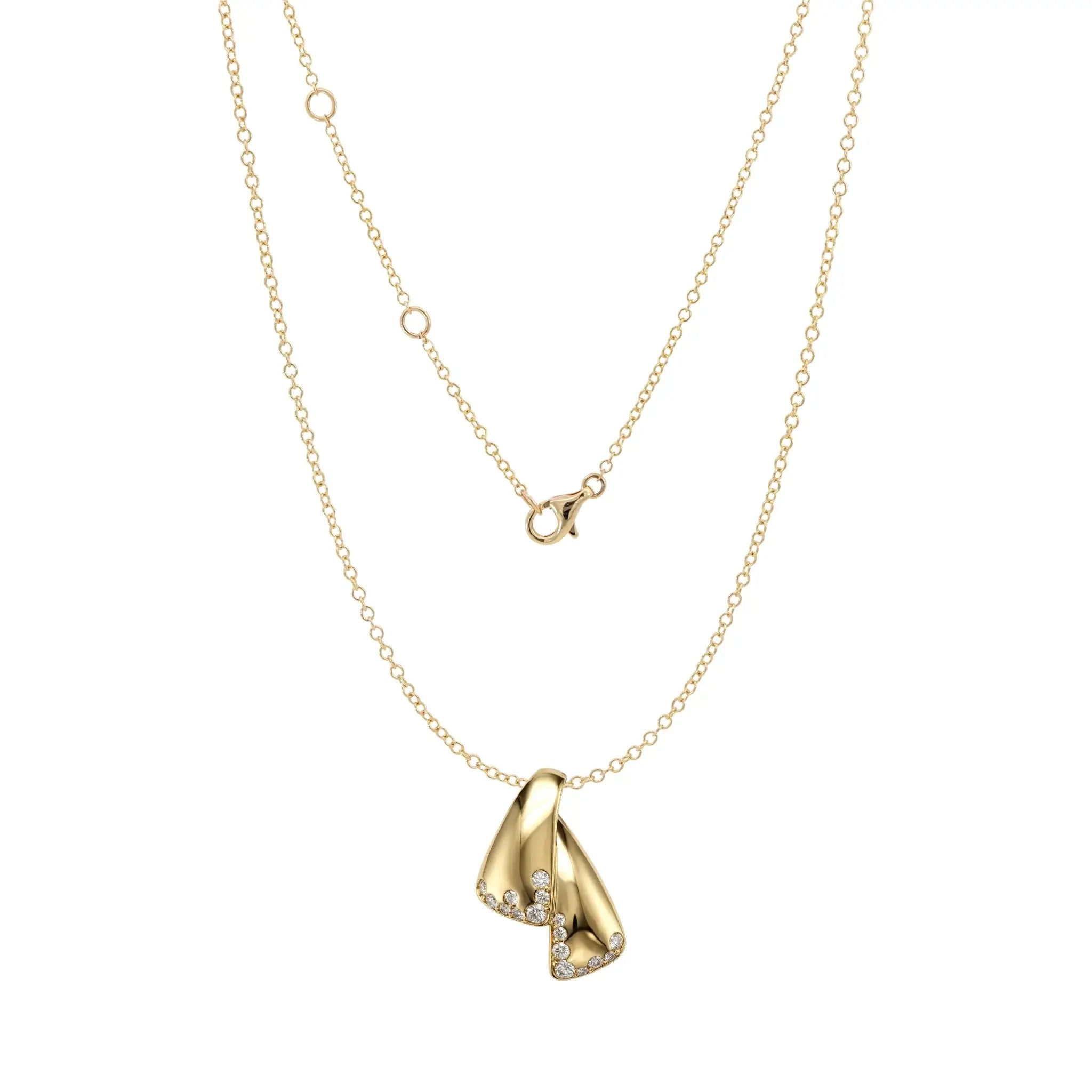 14K Yellow Gold Diamond Strada Pendant Necklace- Front View