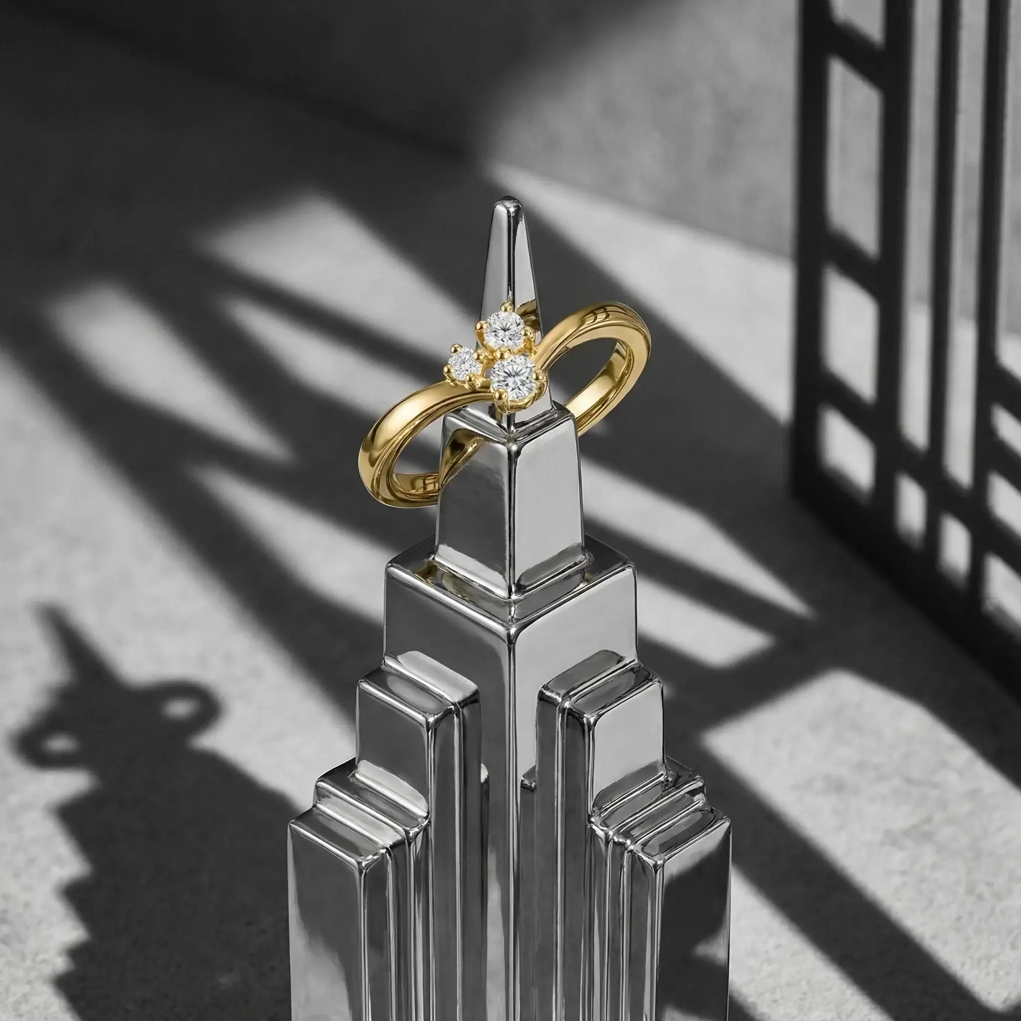 14K Yellow Gold 3 Stone Diamond Wedding Ring - Art Deco